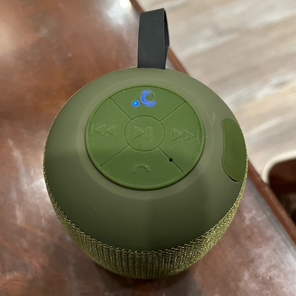Merkury Portable Bluetooth Speaker - Picture 7 of 7